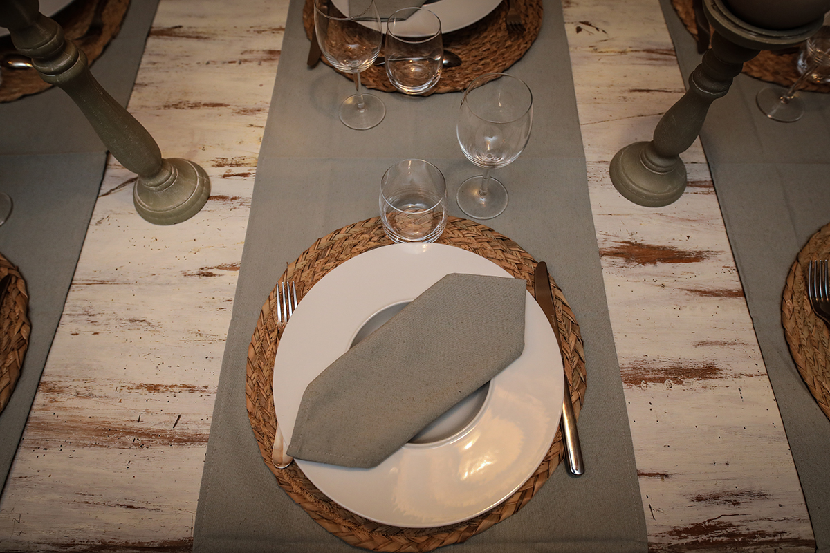 05 La Table03